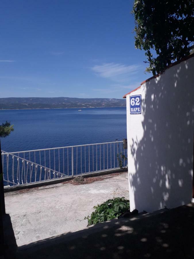 Apartmani Mara I Kata Омиш Экстерьер фото